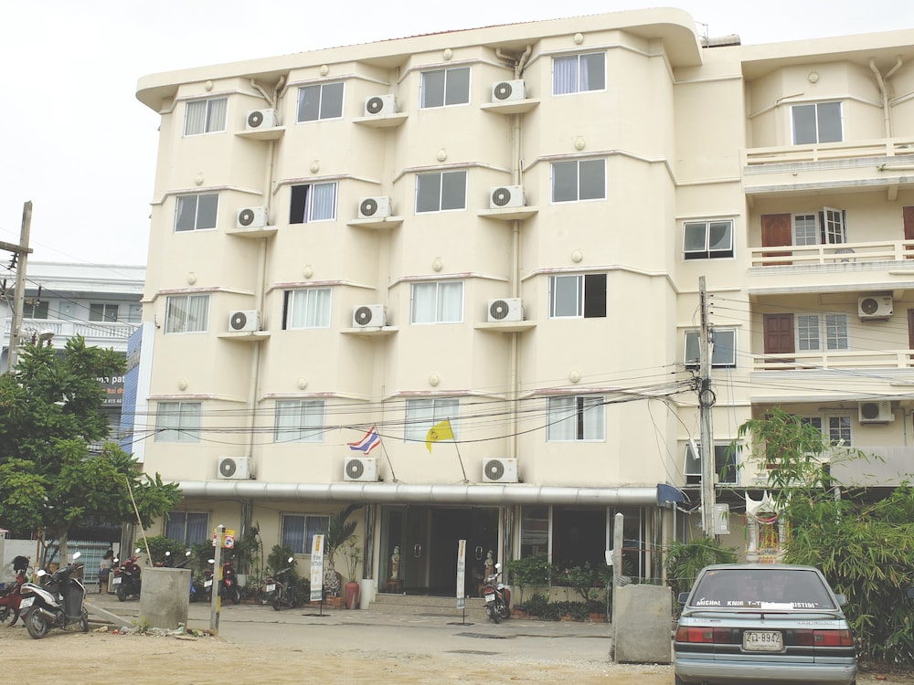 Pj Inn Pattaya 4/43