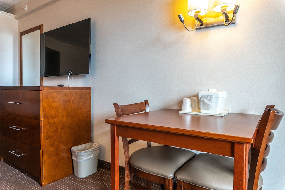 Comfort Inn Boardwalk 52/60