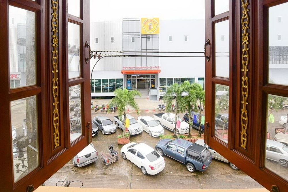 Ban Aothong Hotel 44/50
