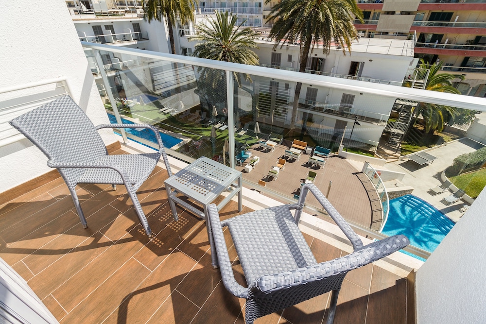 Eix Alcudia Hotel Adults Only 36/50