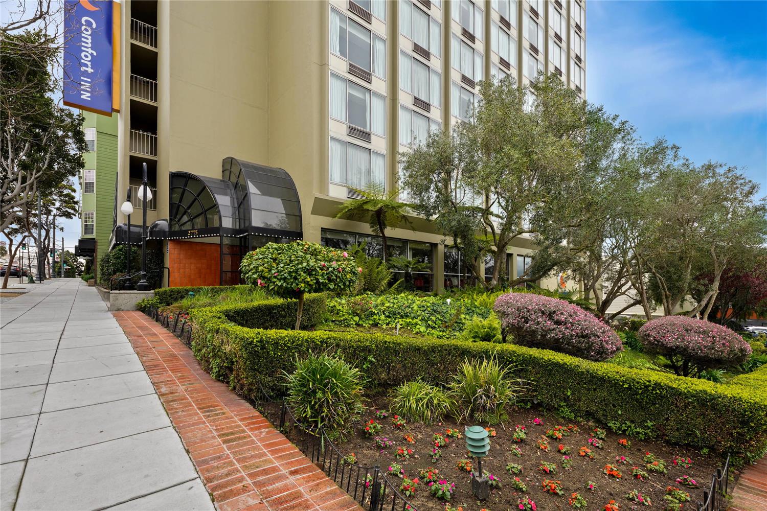 Comfort Inn By The Bay 12/12