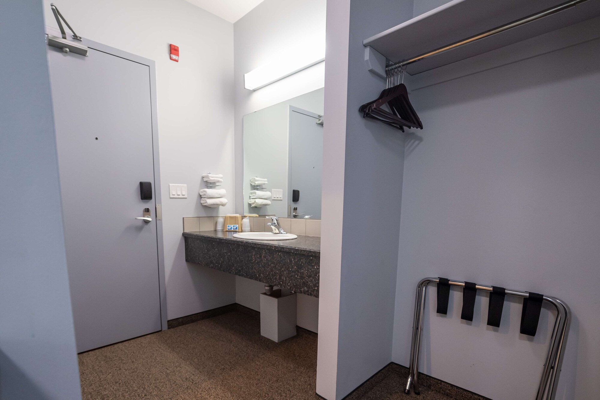 Standard, 2 Queen Beds, Kitchenette, Surestay Studio By Best Western Hardisty 9/10