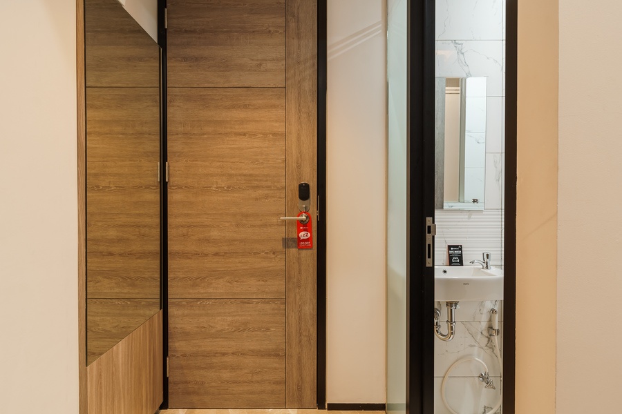 RedDoorz Plus near Senayan City 5/16