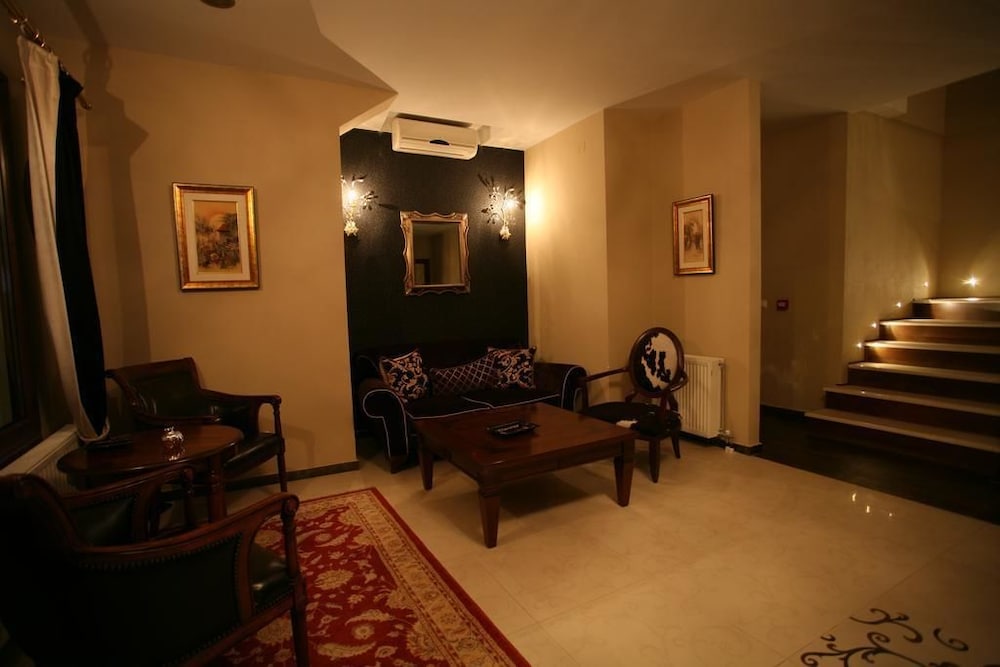 Epavlis Meteora Suites 6/18