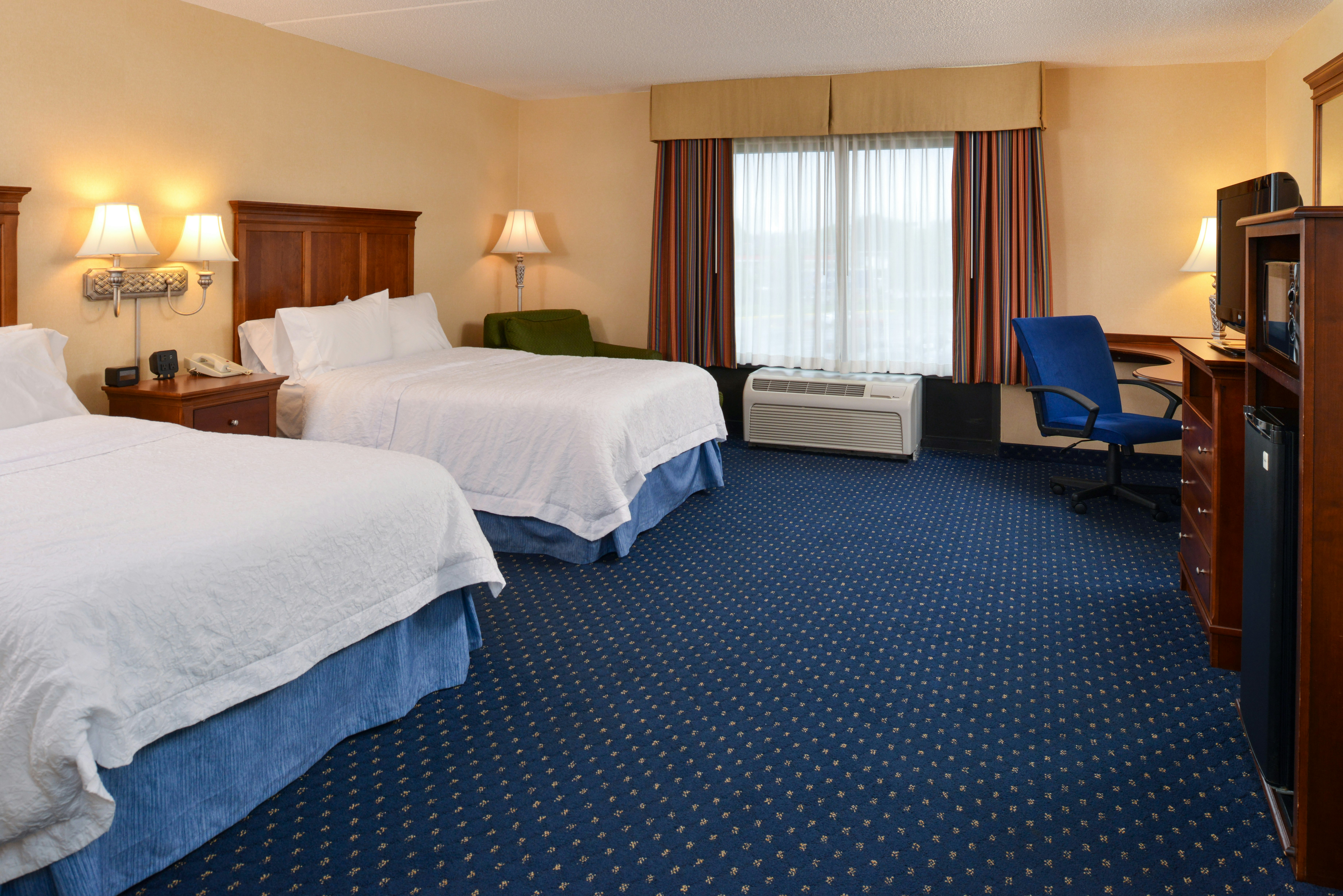 Hampton Inn & Suites Fredericksburg South 16/61