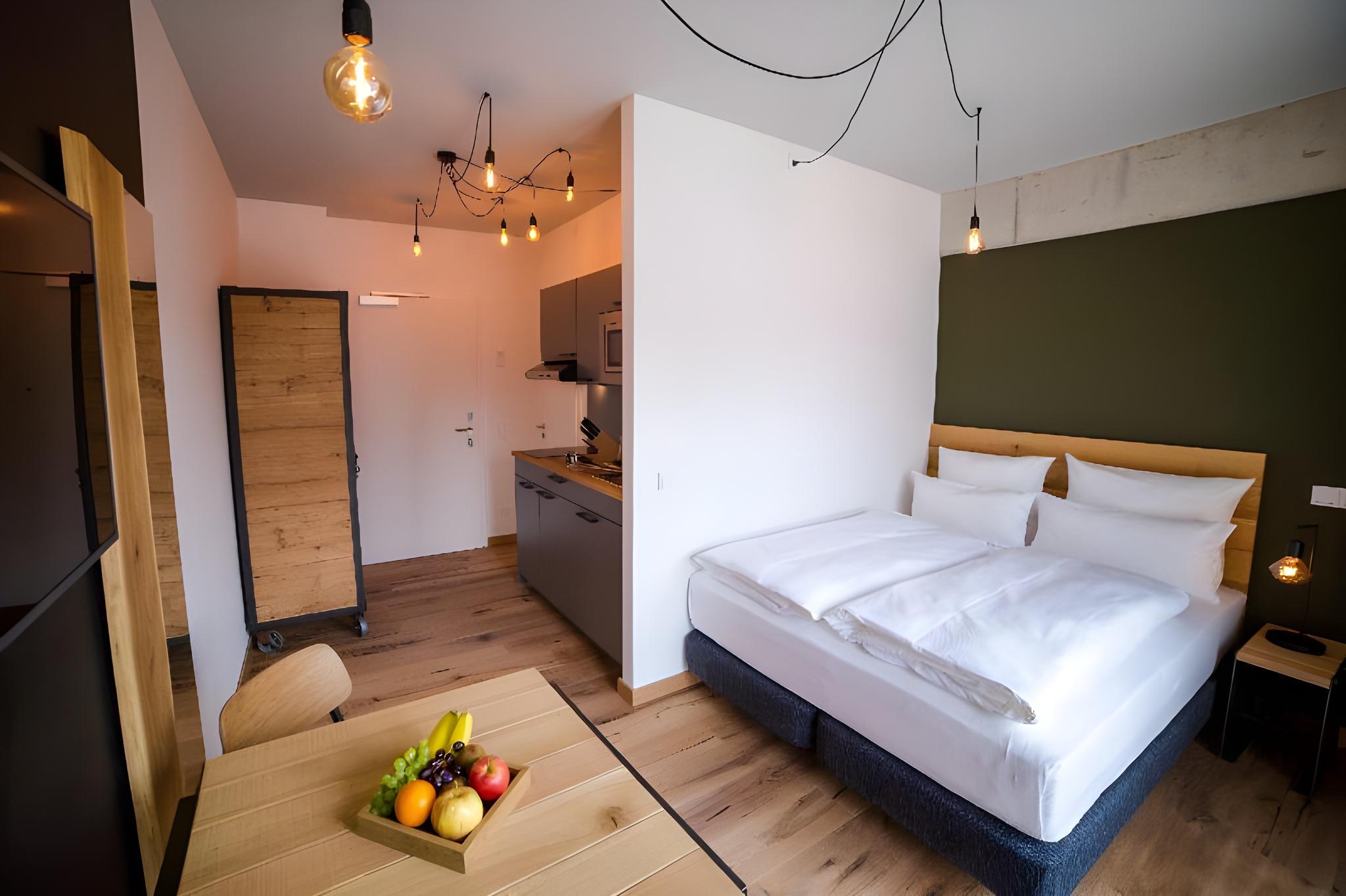 Studio, Suite, Apartment, Single Bed