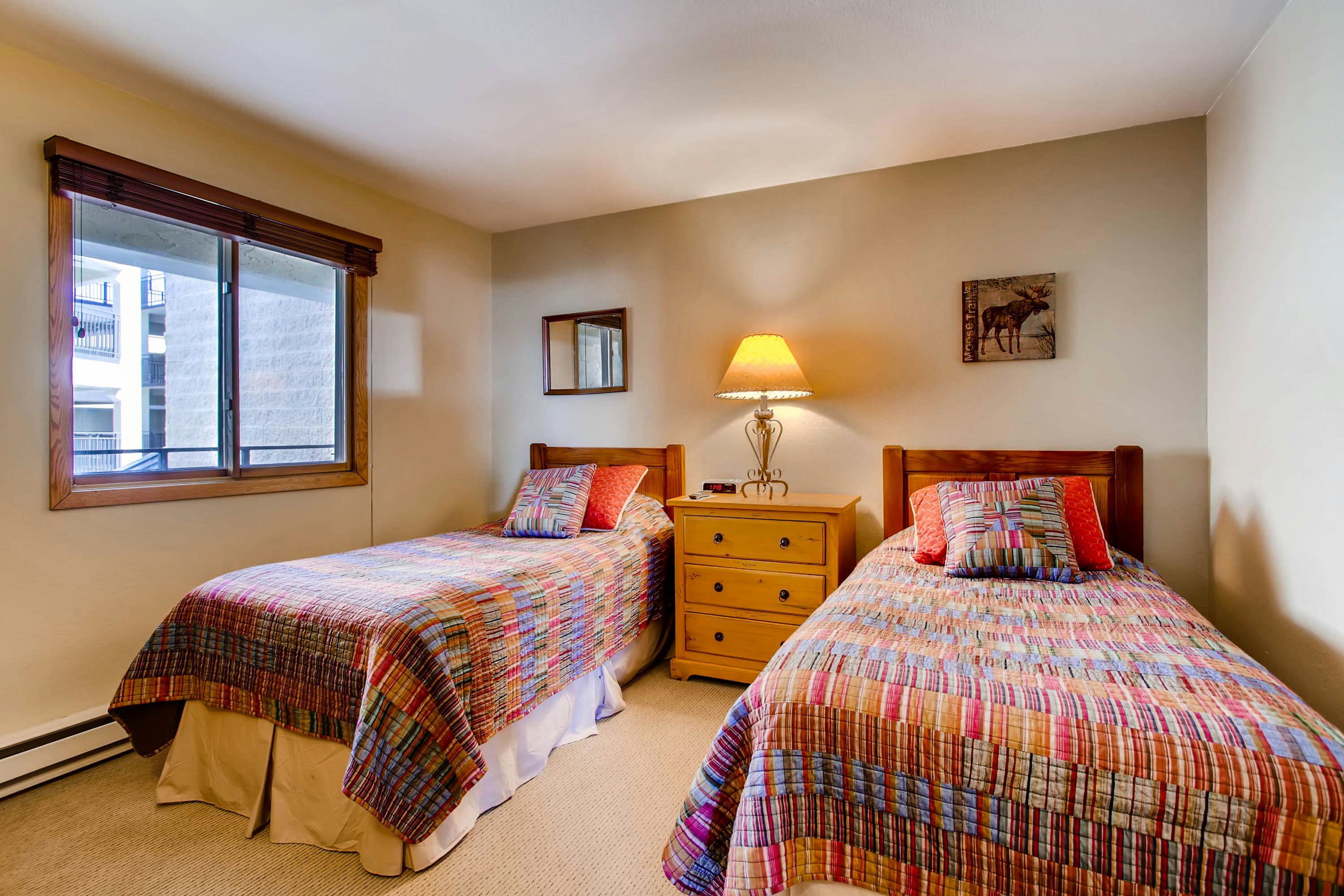 2 Bedrooms, Plaza, Peak, 2 Bathrooms