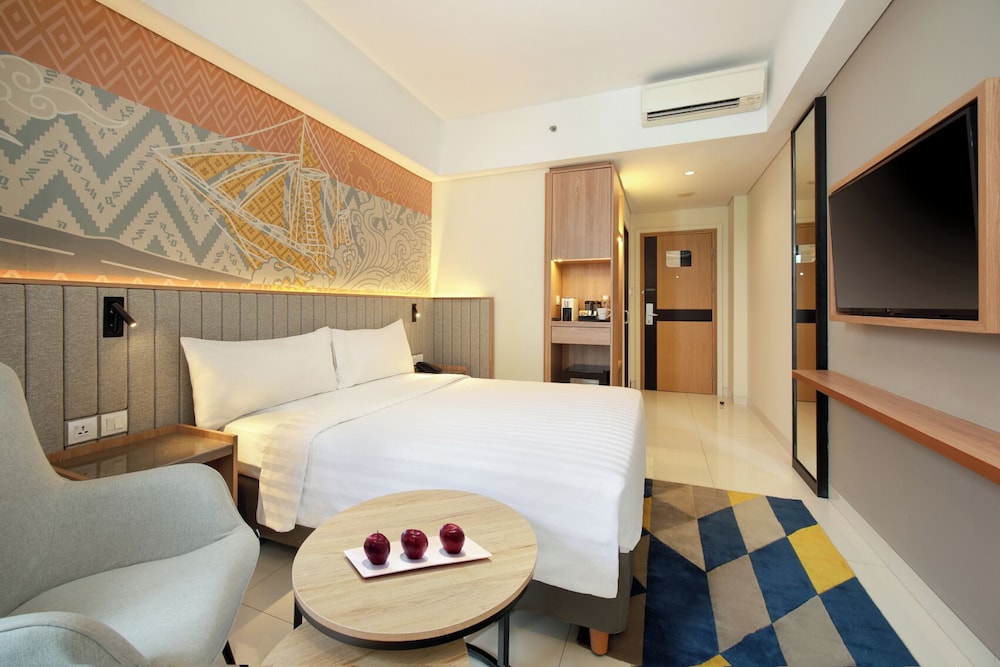 Aston Inn Pantai Losari Makassar 27/55