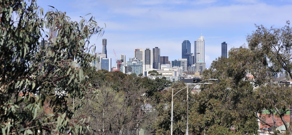 Mercure North Melbourne 57/63