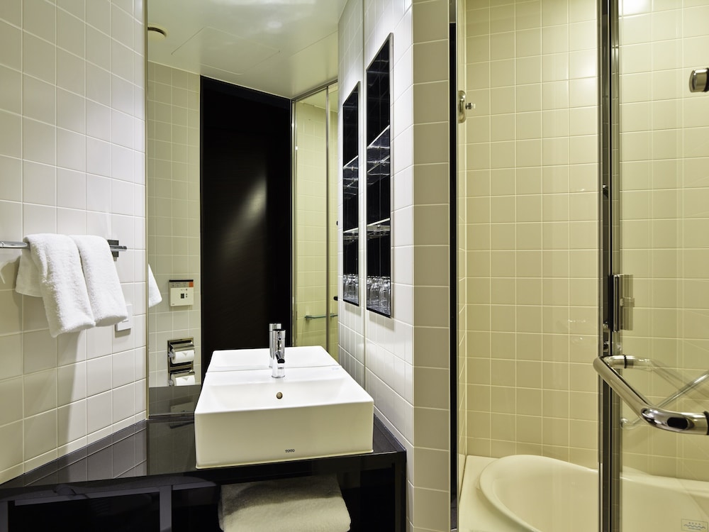 Mitsui Garden Hotel Ginza Premier 48/49