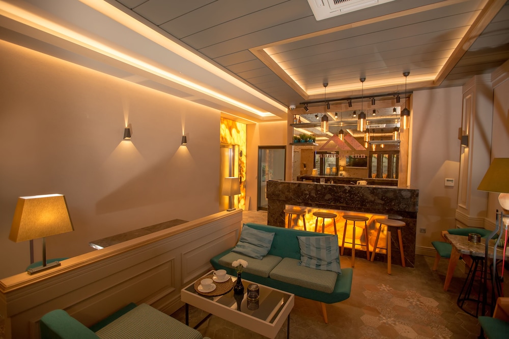 Anatolia Inn 24/32