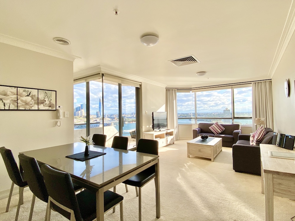 Milson Executive Apartments 43/75