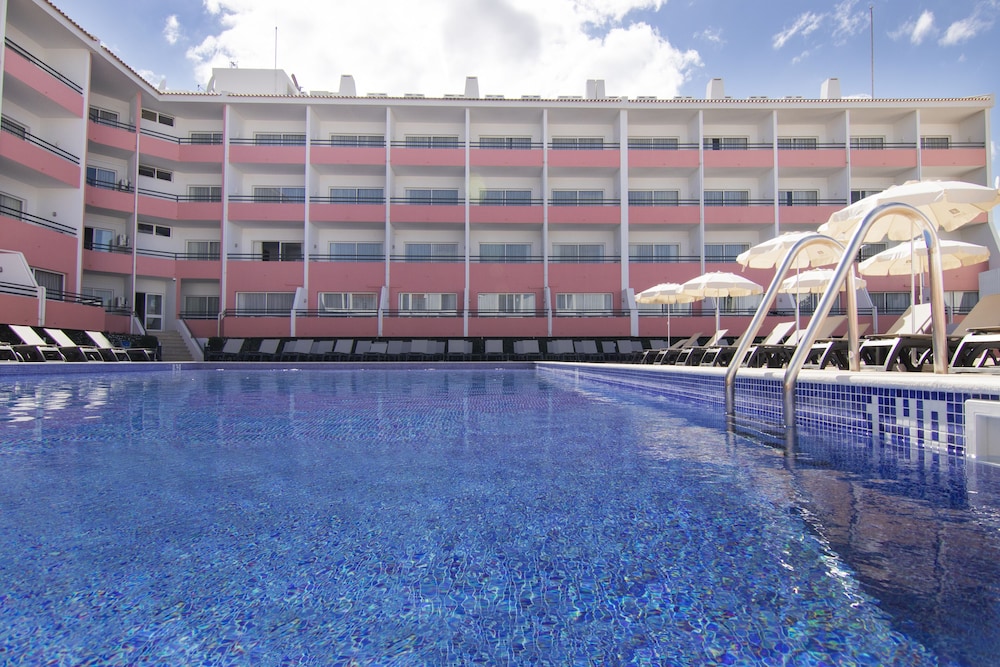 Luna Hotel da Oura 47/50