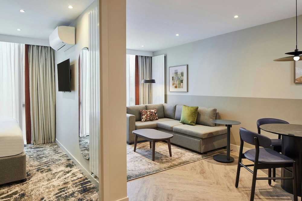 Residence Inn Edinburgh 26/45