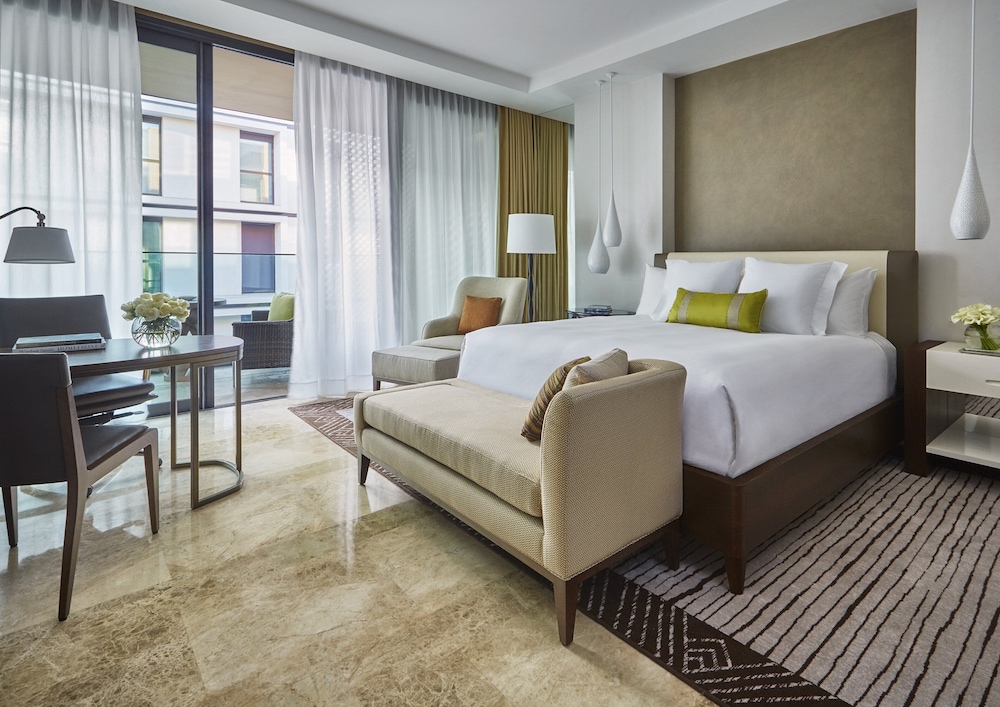 SUPERIOR, 2 DOUBLE BEDS