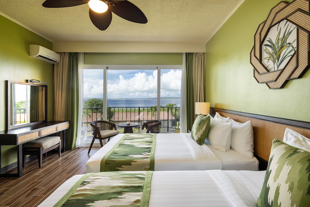 Coral Ocean Resort 7/50