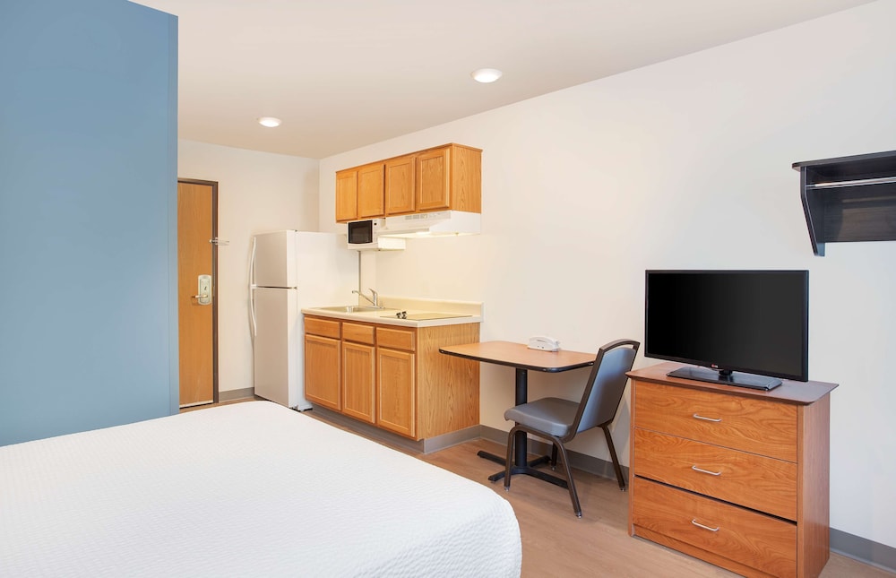Extended Stay America - Select Suites Fort Myers - Northeast 25/39