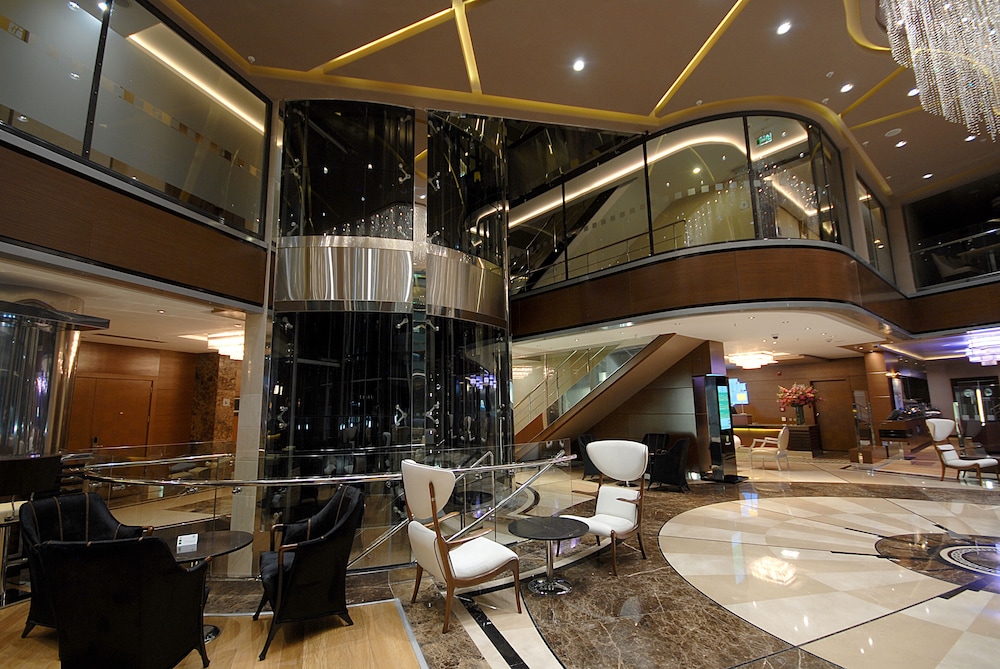 HOLIDAY INN ANKARA - KAVAKLIDERE 13/78