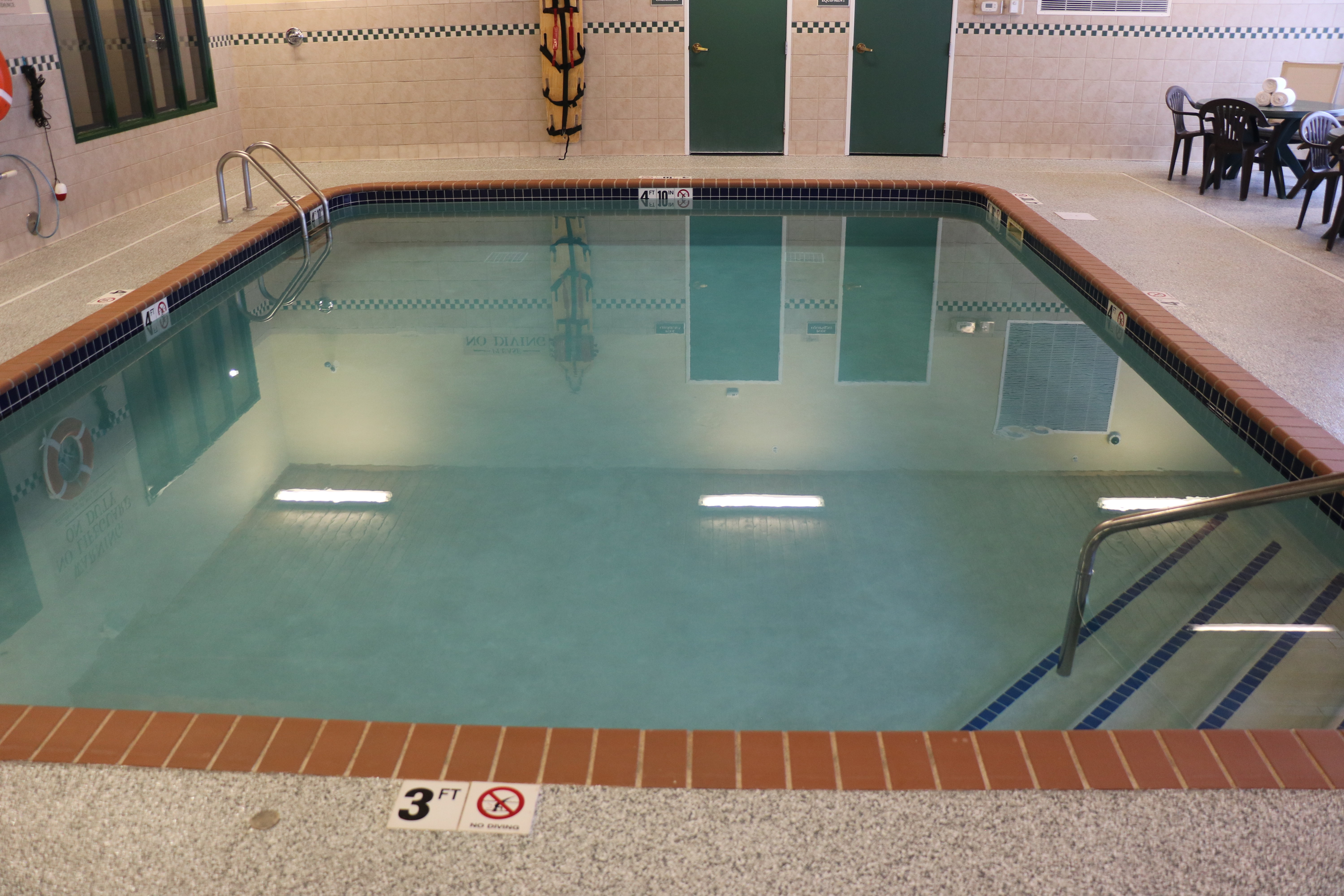 Holiday Inn Express & Suites Marquette, an IHG Hotel 24/50
