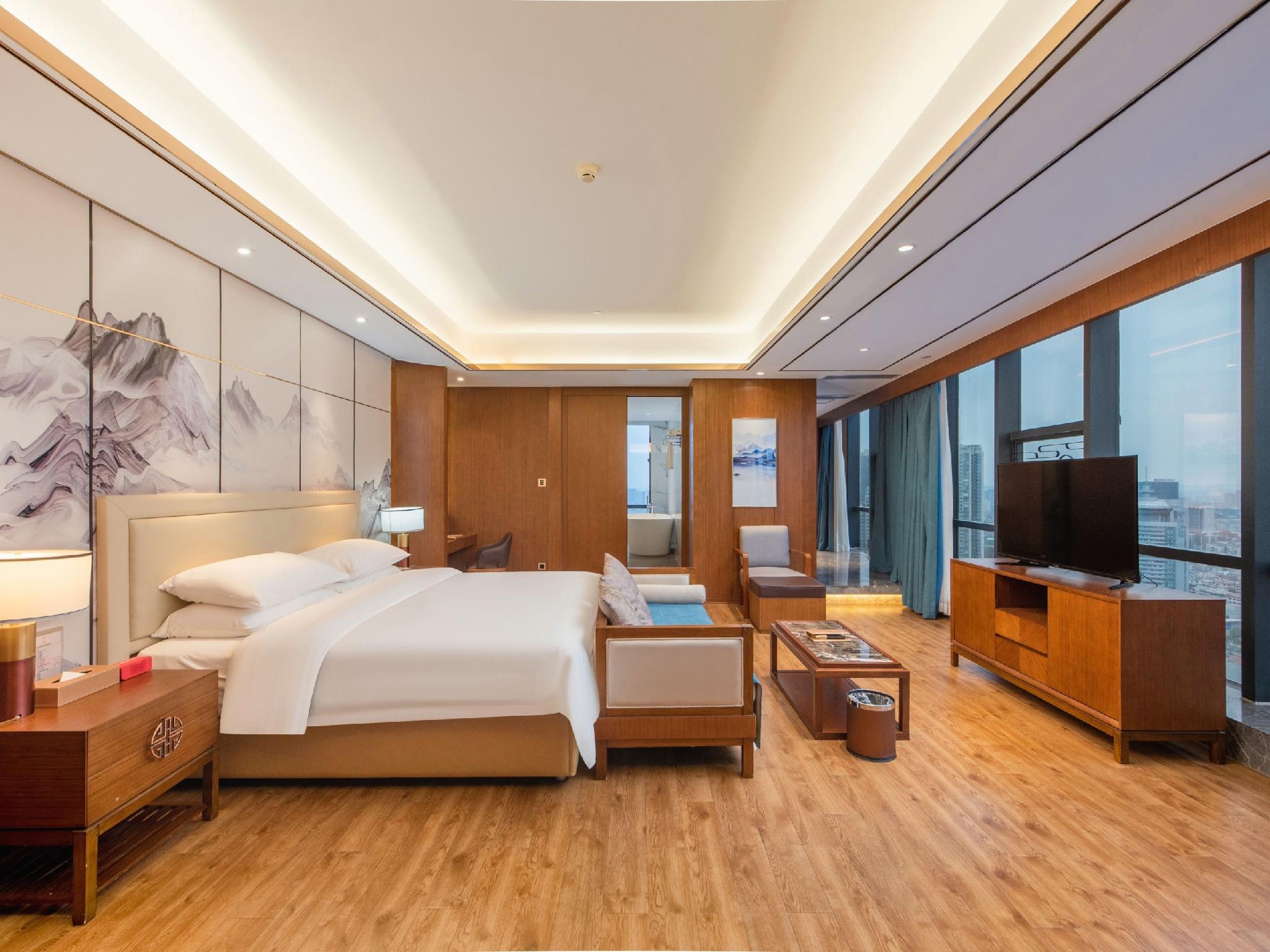 Venus Royal Hotel (Foshan Kuiqi Metro Station) 27/49