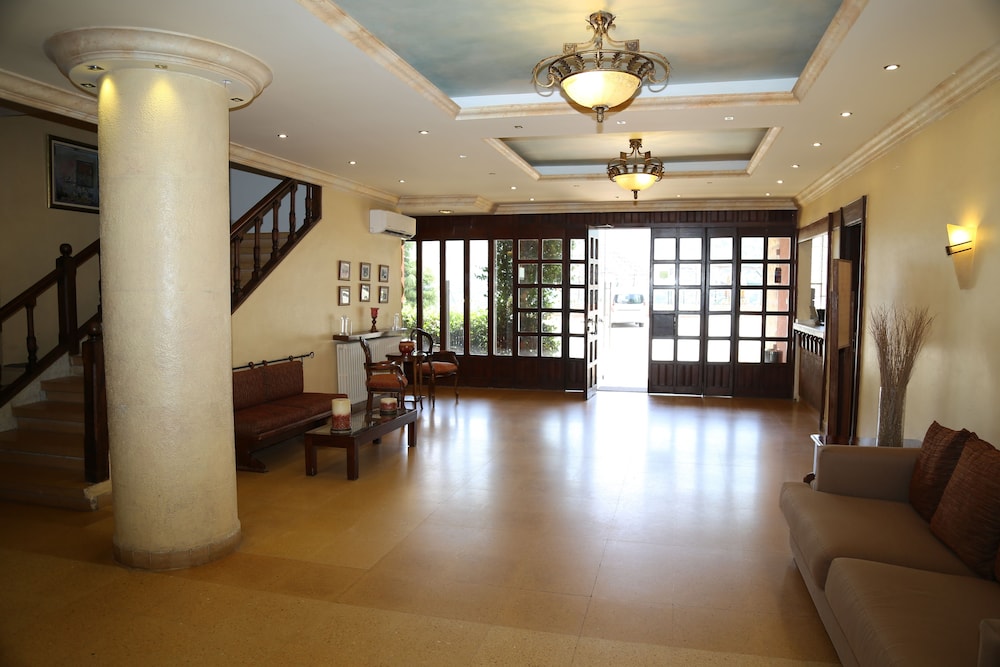 Douma Hotel 41/59