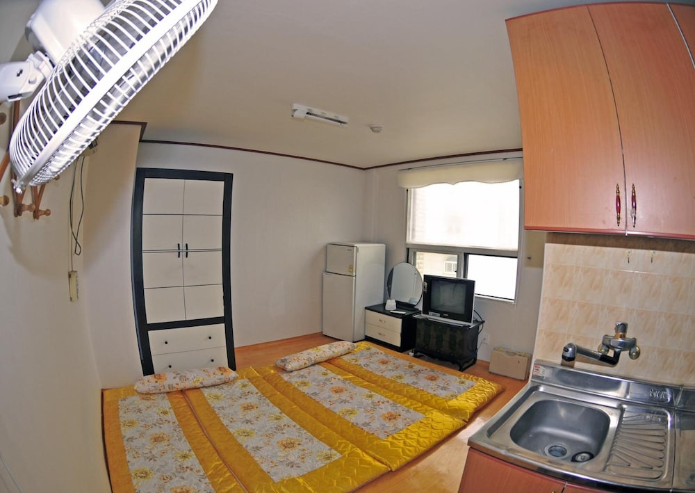 Hwaseong Guest House - Hostel 56/66