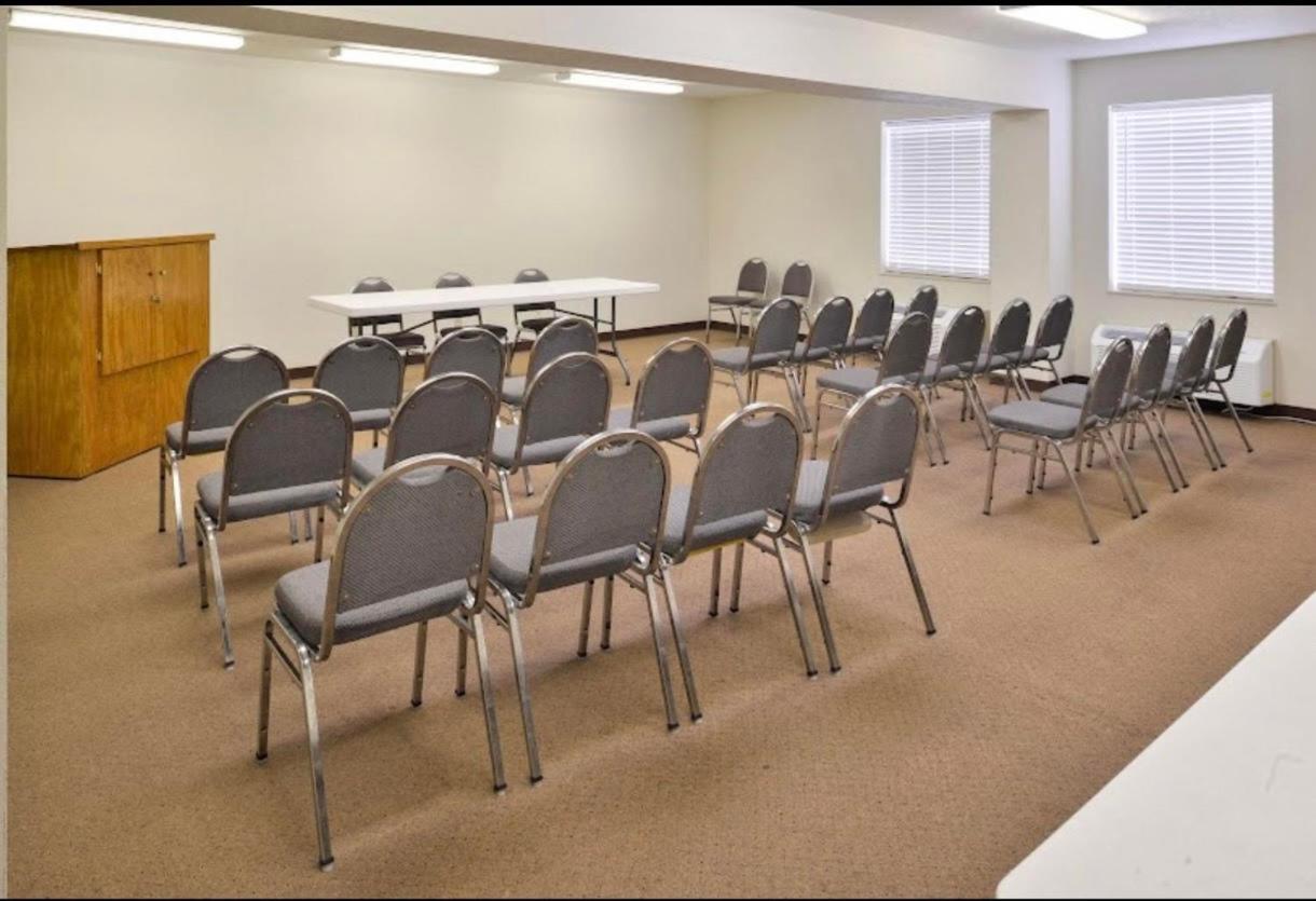 Comfort Crest Inn Smackover 13/18