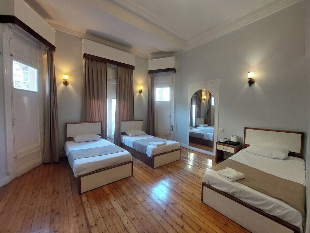 Traveler Apos S House Hotel 28/50