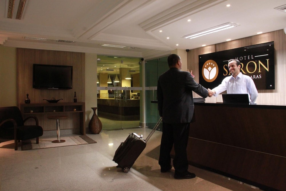 Hotel Saron 34/48