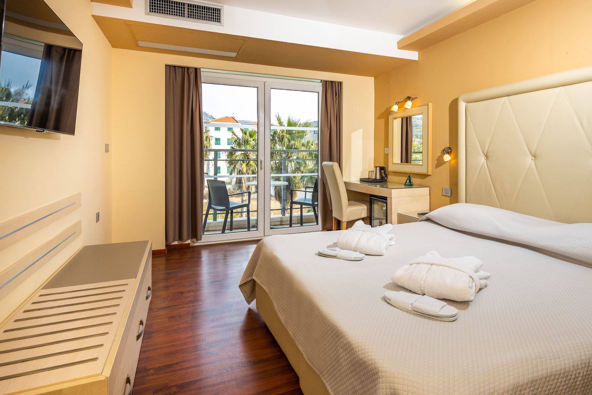 Single Standard Room