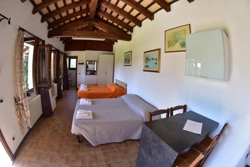 Family, Chalet, 2 Double Beds, Hill View