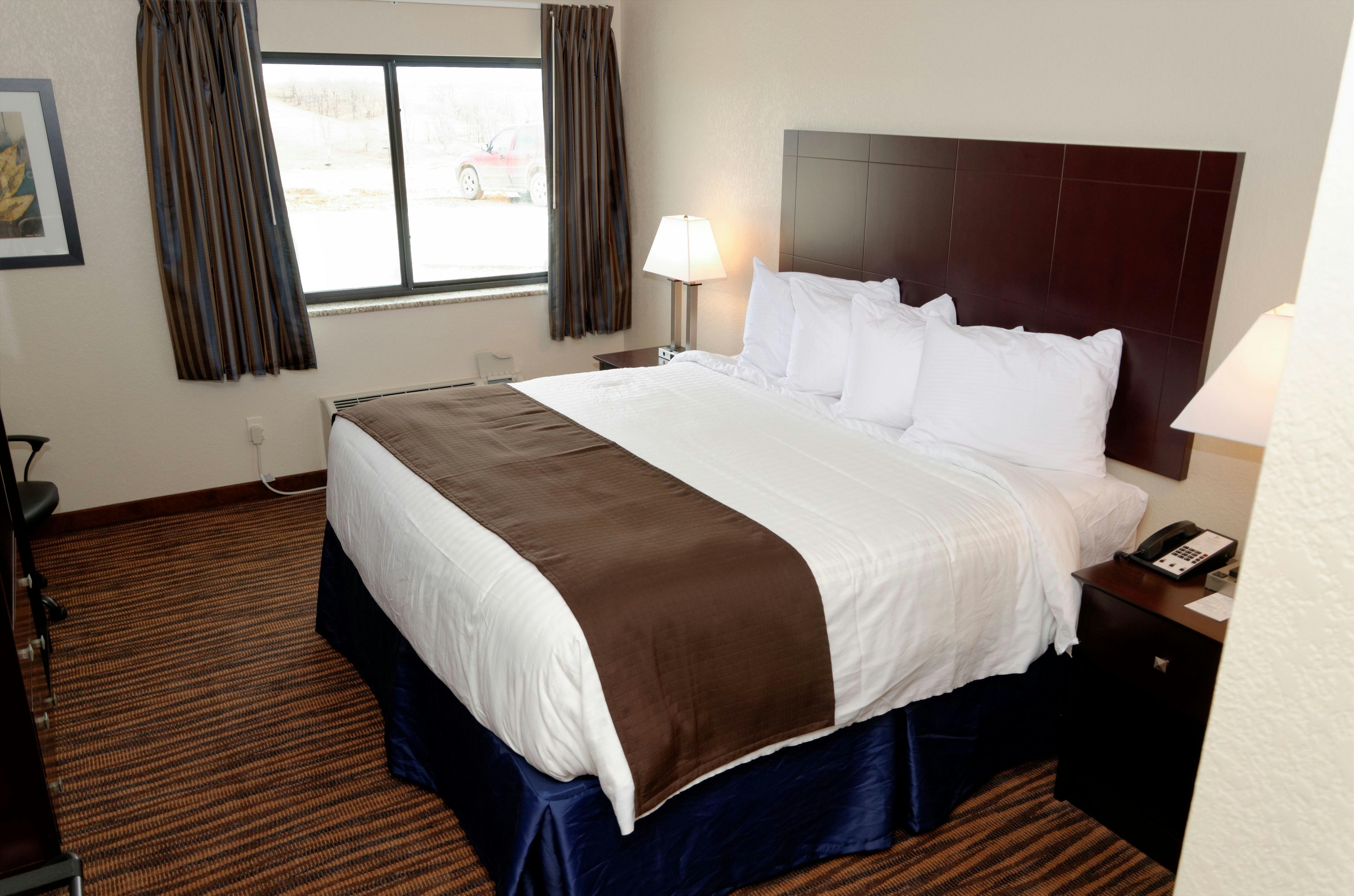 Boulders Inn Amp Suites Oak Ridge 6/50