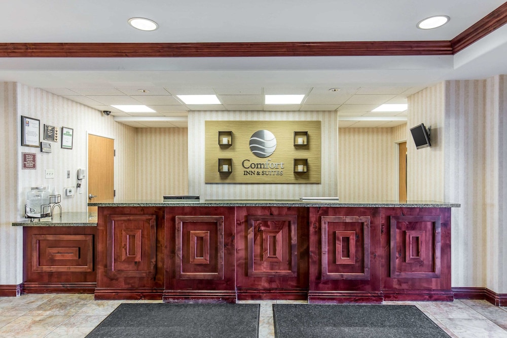 Comfort Inn & Suites Rock Springs-Green River, WY 8/39