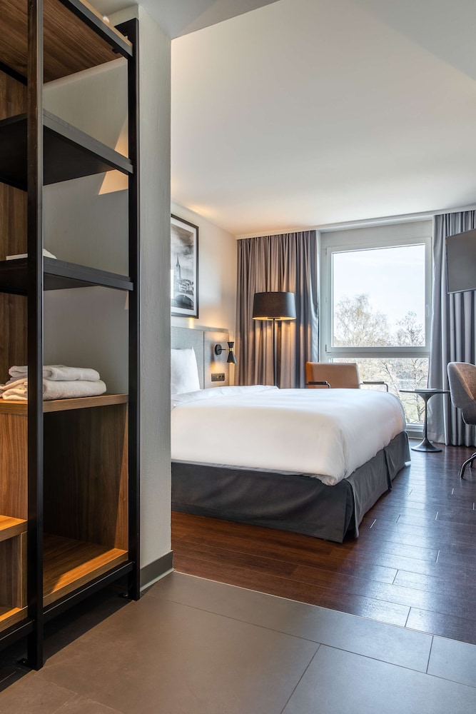 Radisson Hotel Zurich Airport 18/70