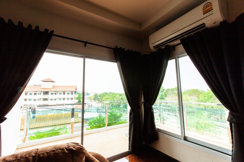 Gallery Lake View Hotel photo5
