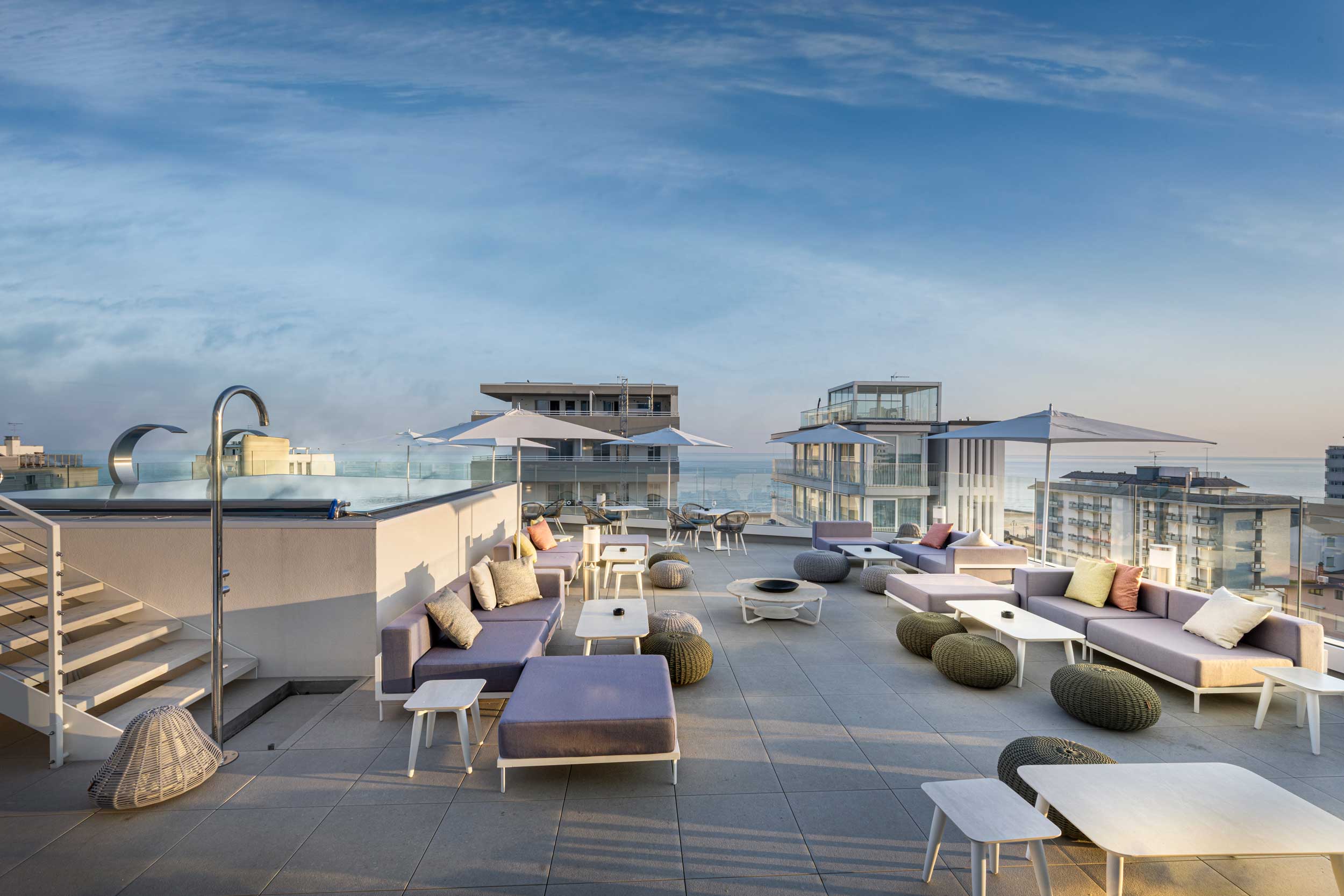 J44 Lifestyle Hotel 32/36