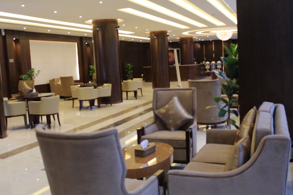 Pestana Hotel and Suites 2 33/52
