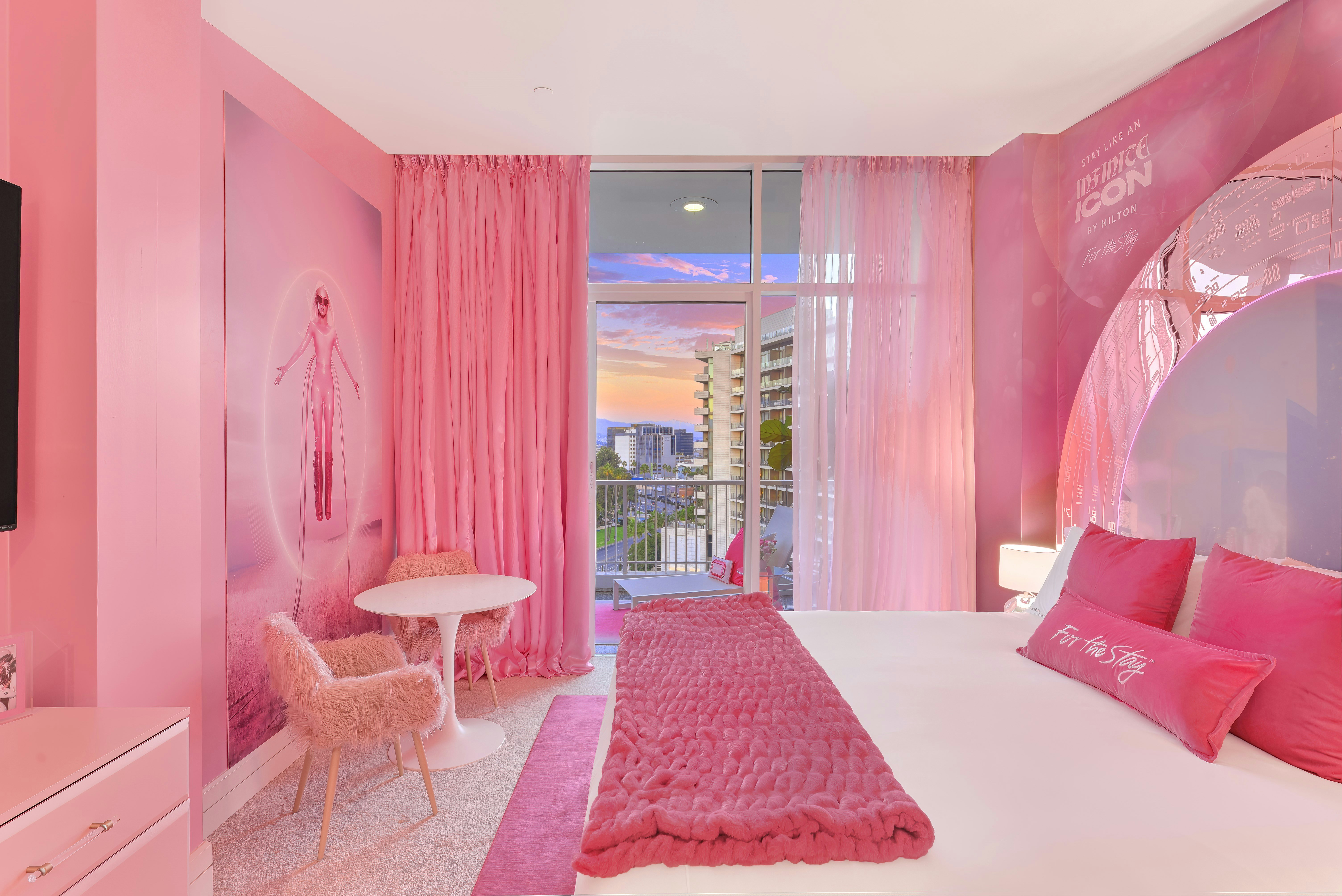 The Beverly Hilton 24/60