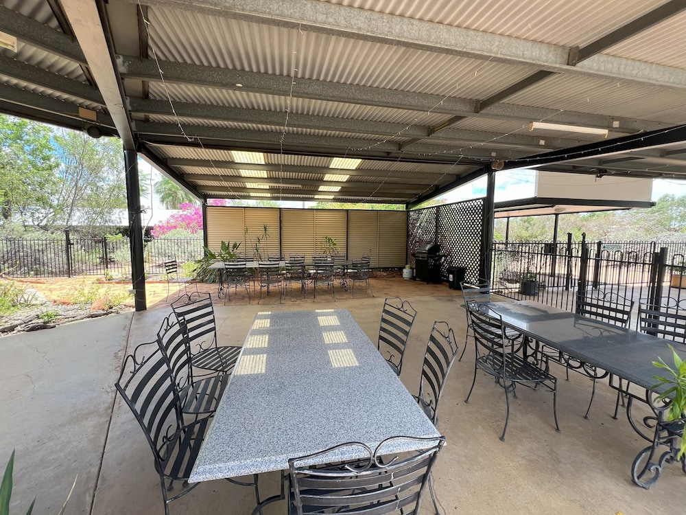 Albert Park Motor Inn 45/63