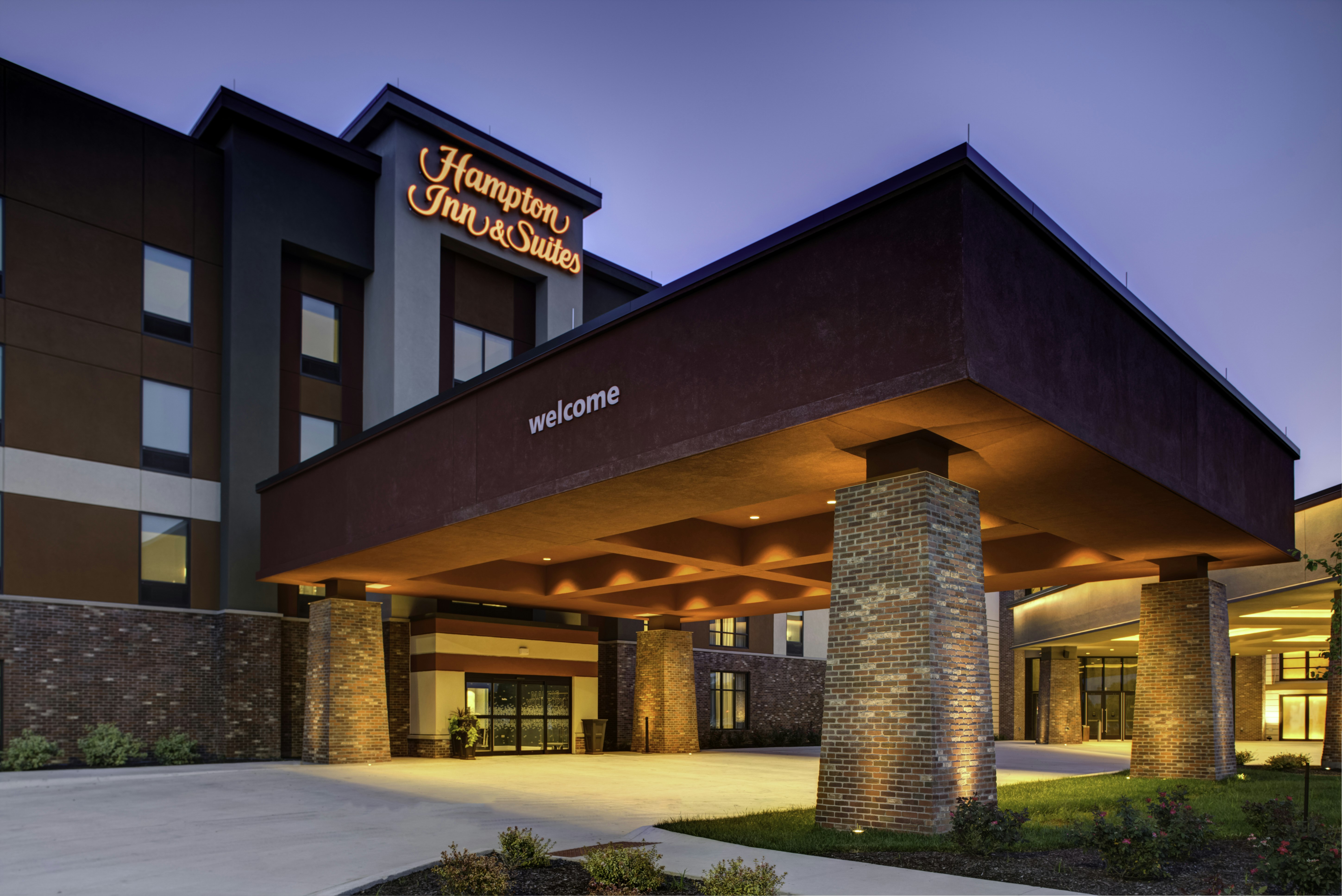 Hampton Inn Suites Pittsburg Ks 8/43
