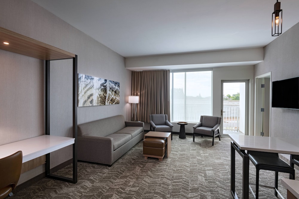 Springhill Suites By Marriott Waco 22/40