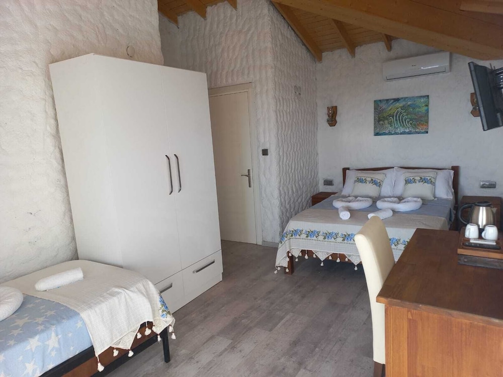 Akkum Otel 2 Sigacik 28/29