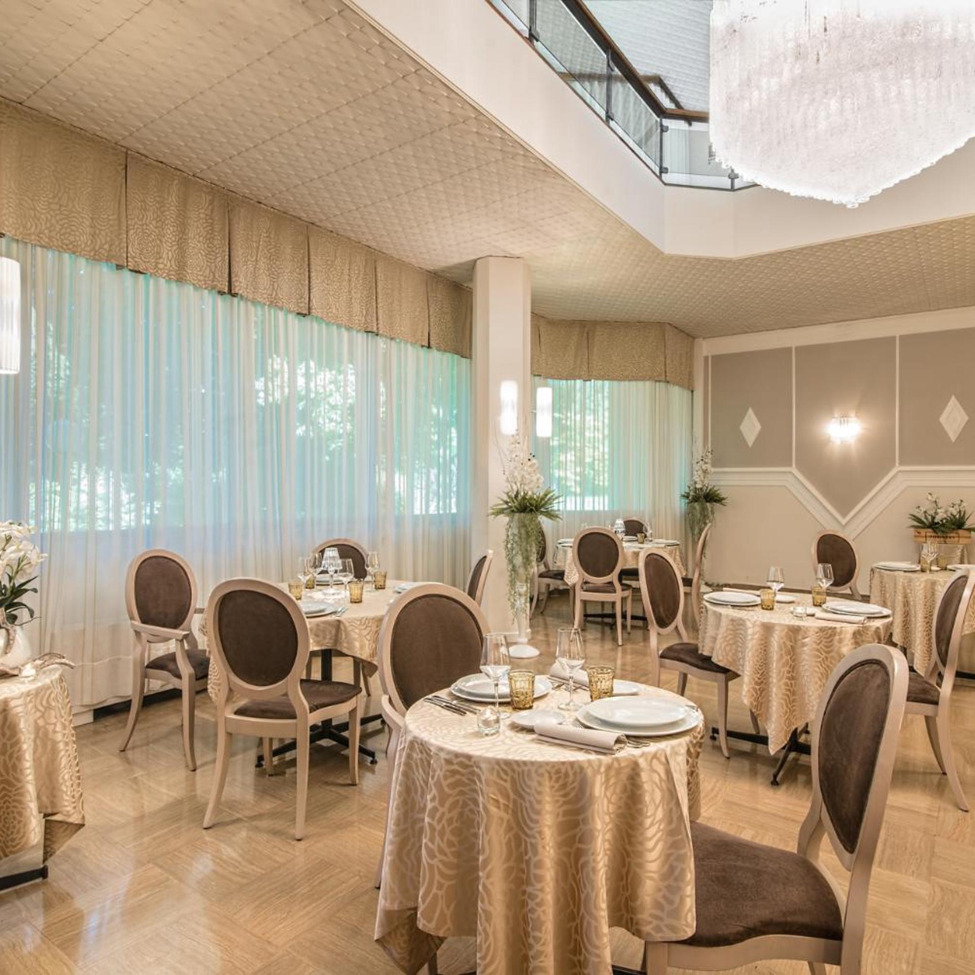 Hotel Eliseo 37/50