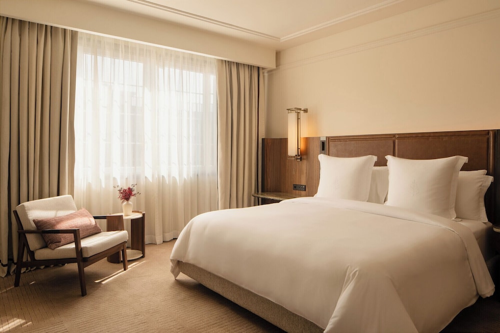 Executive, Suite, King Bed, Resort View