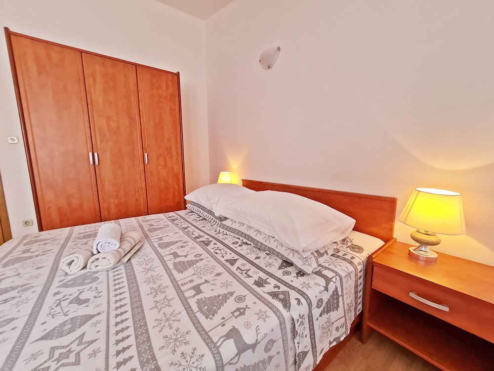 APARTMENTS ROOMS PORAT 23/47