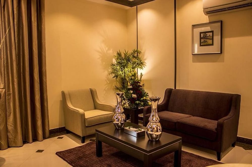 بلاتينيوم السبعين للأجنحة الفندقية(Platinum Seventy Serviced Apartments) 41/61