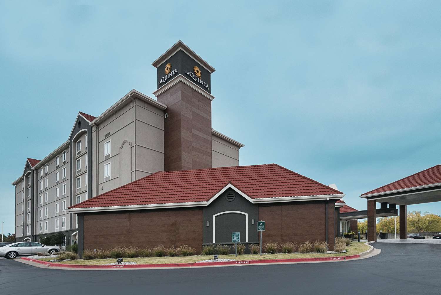 La Quinta Inn Suites Oklahoma City Nw Expwy 40/47