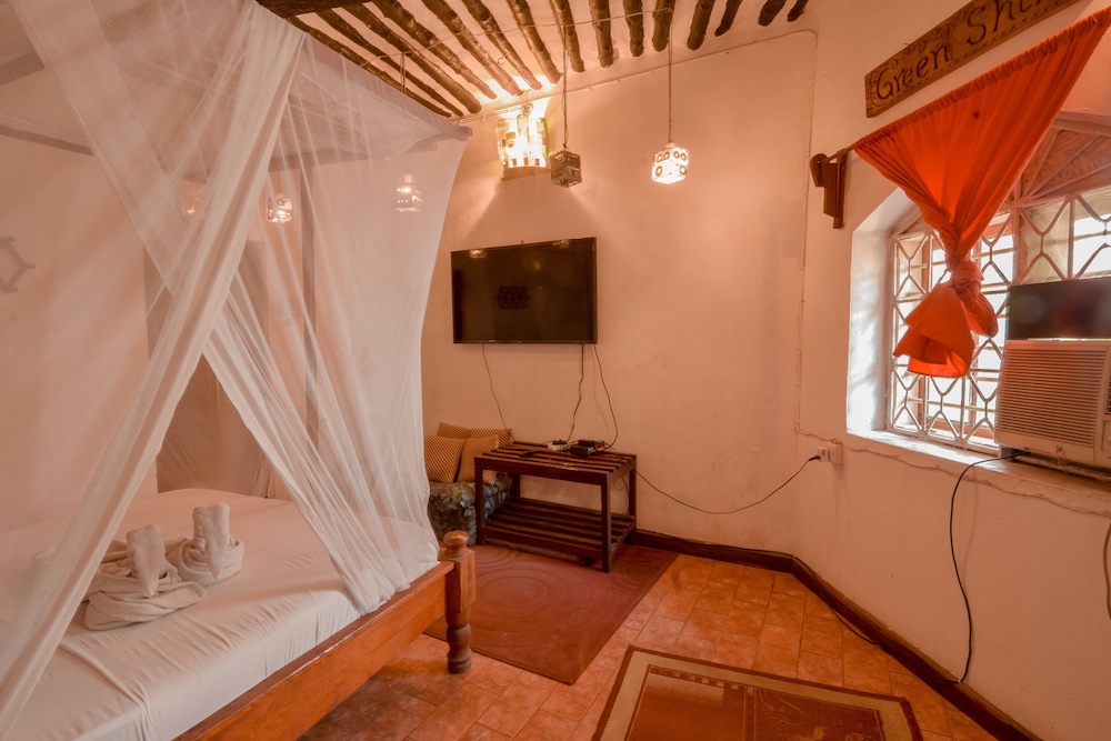 Malindi Boutique 17/41