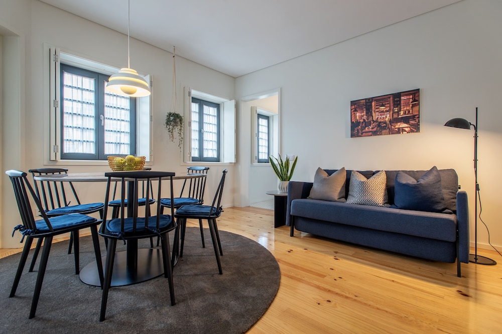 Oporto Serviced Apartments Alvares Cabral 11/17