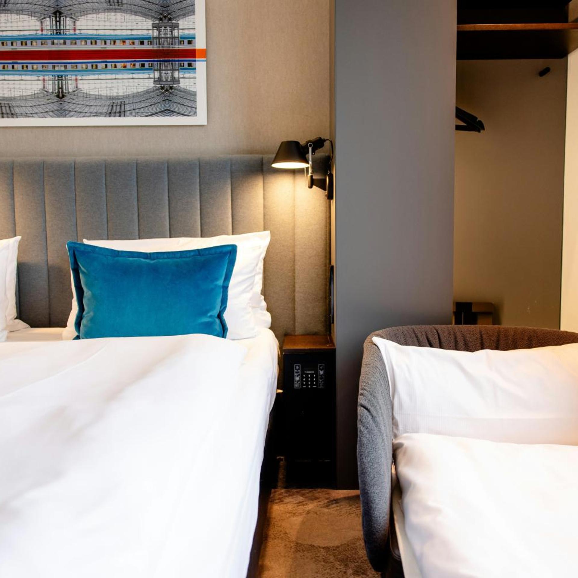 غرفة ديلوكس، Hotel Motel One Berlin-Hauptbahnhof 5/7